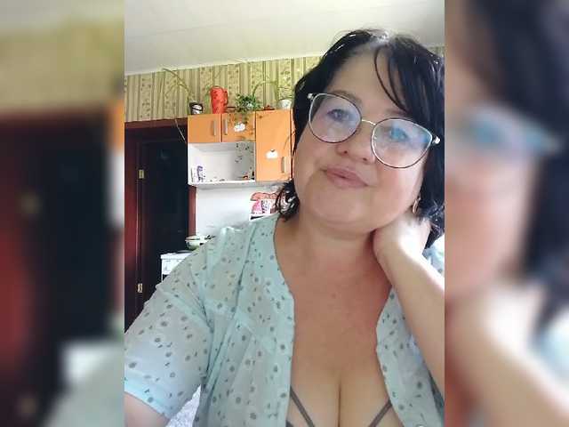 Tanya19722 live cam on BongaCams