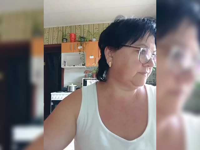 Tanya19722 live cam on BongaCams