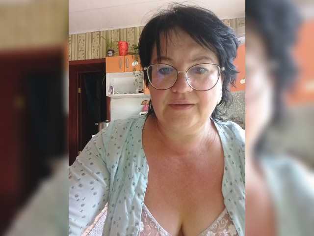 Tanya19722 live cam on BongaCams