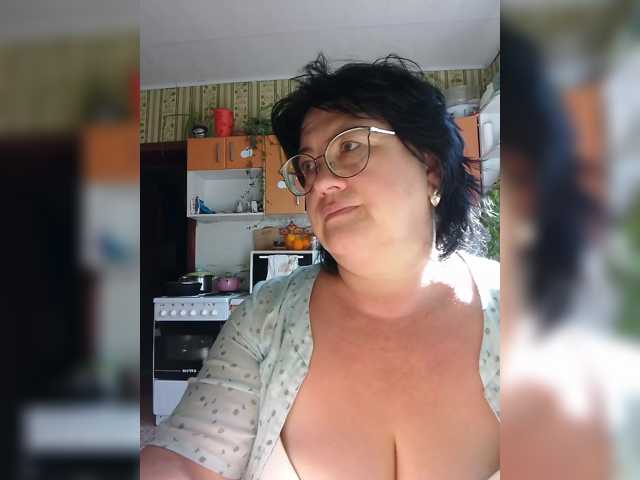 Tanya19722 live cam on BongaCams