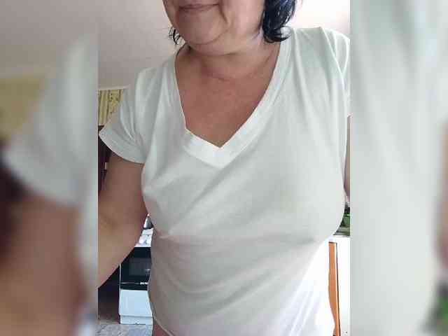 Tanya19722 live female cam on bongacams
