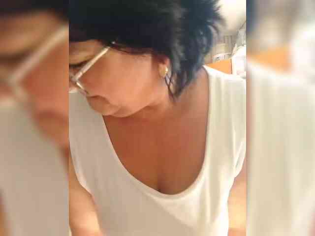 Tanya19722 webcam
