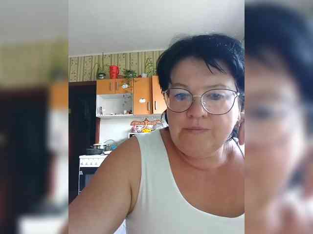 Tanya19722 live female cam on bongacams