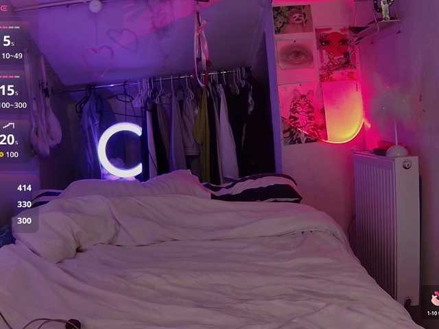 CatrineDeMeow's BongaCams show and profile