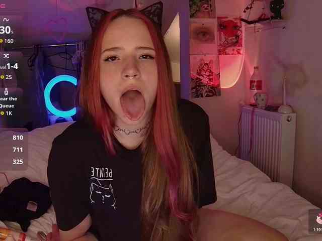CatrineDeMeow webcam