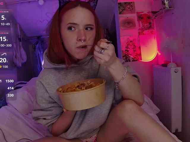 CatrineDeMeow webcam