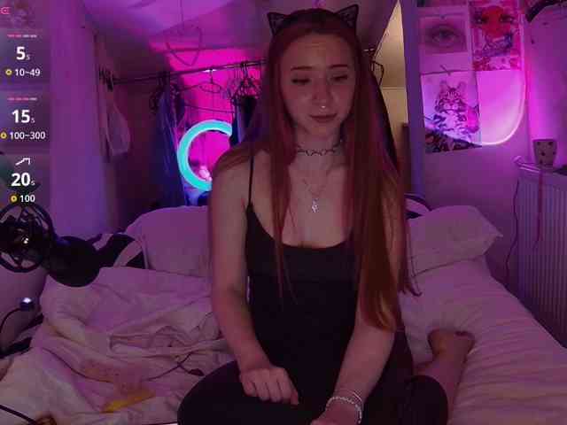 CatrineDeMeow webcam