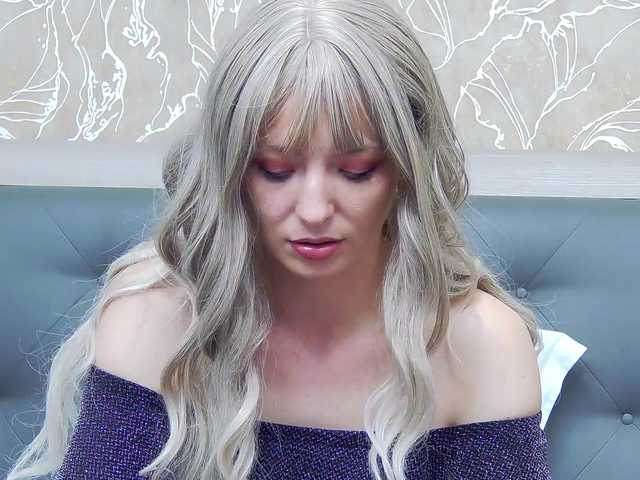 RosemaryGrey live cam on BongaCams