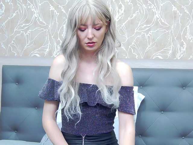 RosemaryGrey live cam on BongaCams