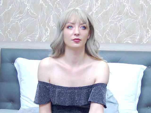 RosemaryGrey webcam