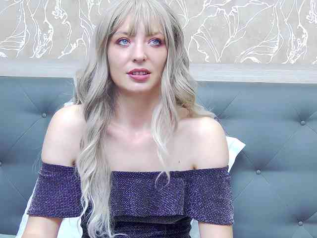 RosemaryGrey webcam