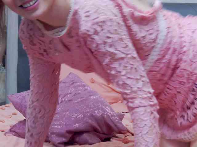 RosemaryGrey webcam