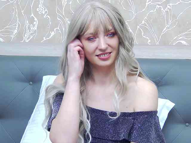 RosemaryGrey webcam