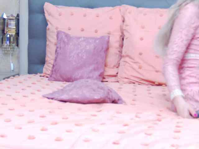 RosemaryGrey webcam