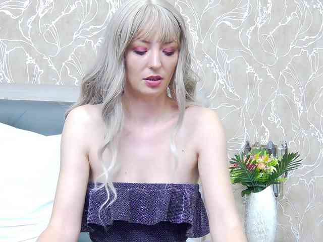 RosemaryGrey webcam