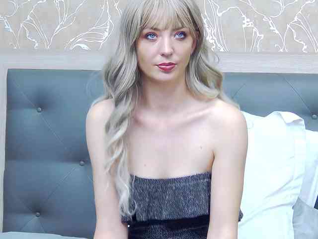 RosemaryGrey webcam