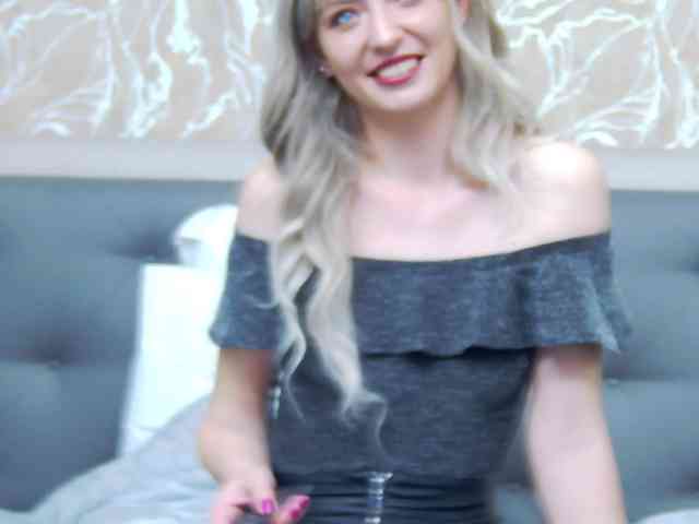 RosemaryGrey webcam