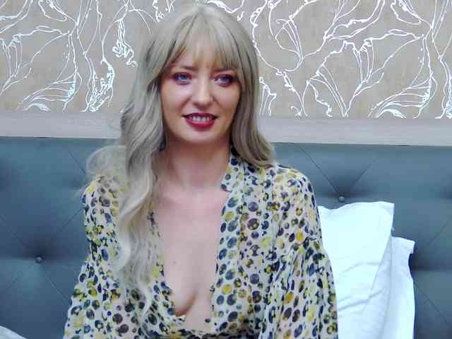 RosemaryGrey webcam