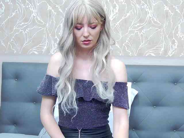 RosemaryGrey webcam