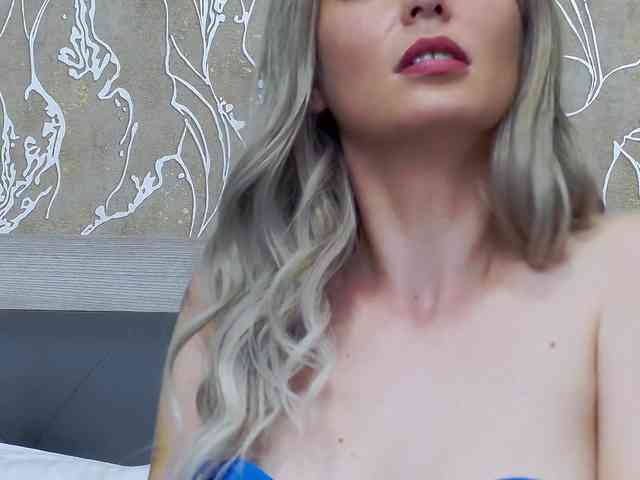 RosemaryGrey webcam