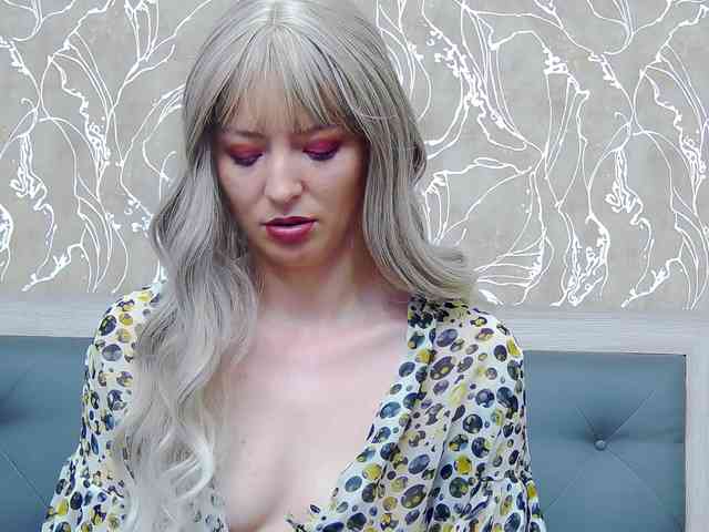 RosemaryGrey webcam