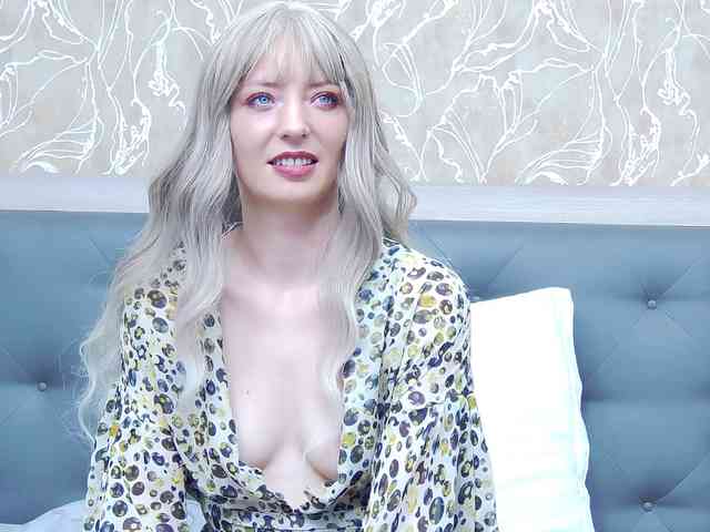 RosemaryGrey webcam