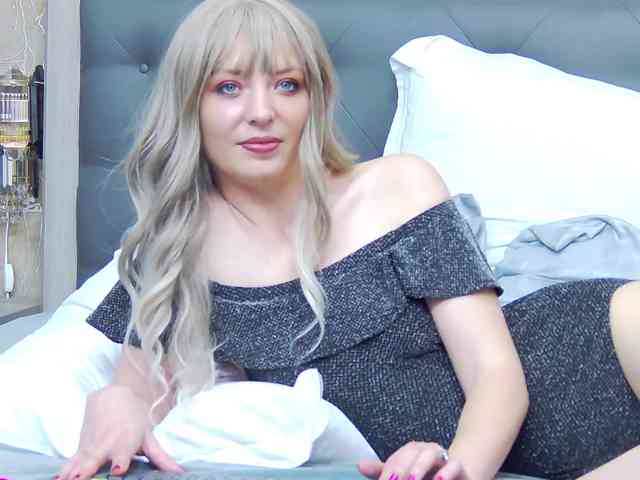 RosemaryGrey webcam