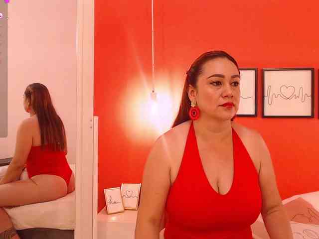 AriaaStar Live Webcam on BongaCams