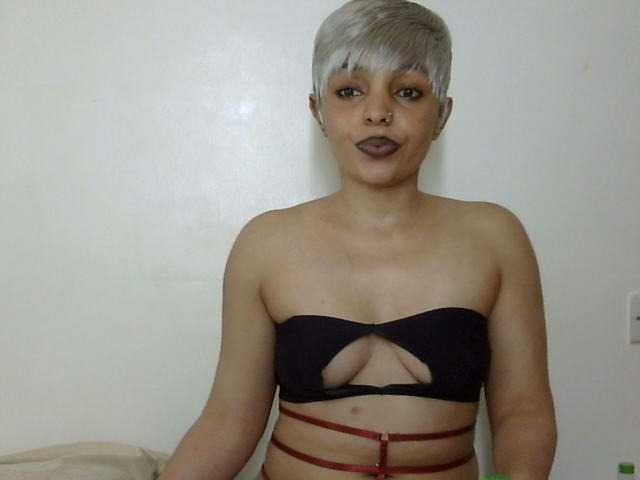 Ice-spice1 live cam on BongaCams