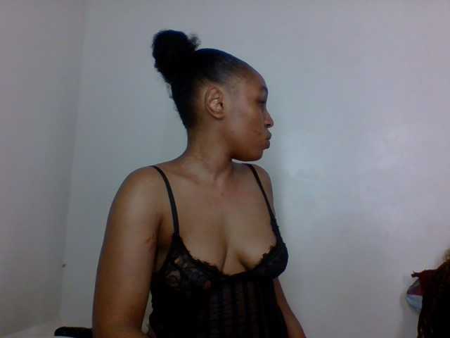 Ice-spice1 live cam on BongaCams