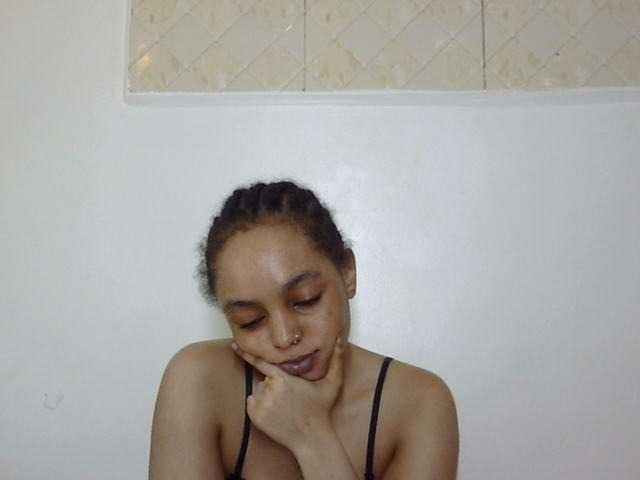 Ice-spice1 live cam on BongaCams