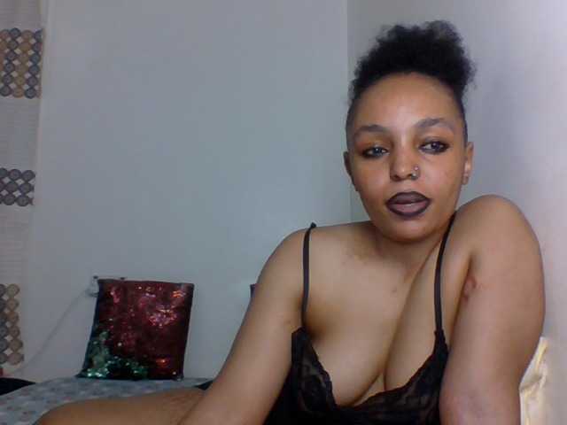 Ice-spice1 live cam on BongaCams