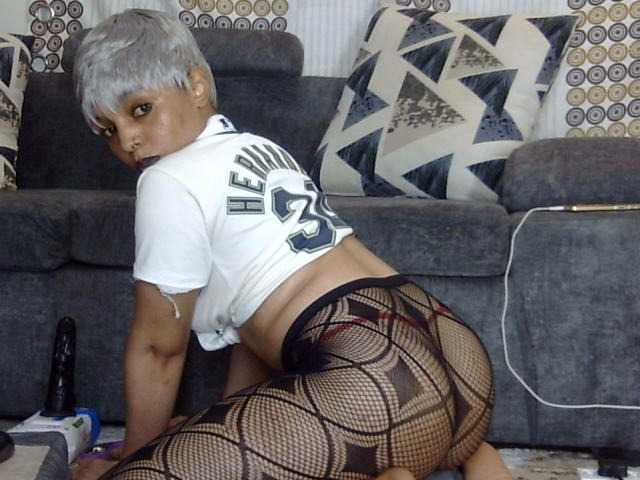 Ice-spice1 live cam on BongaCams