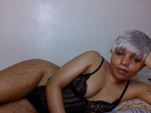 Ice-spice1 live cam on BongaCams