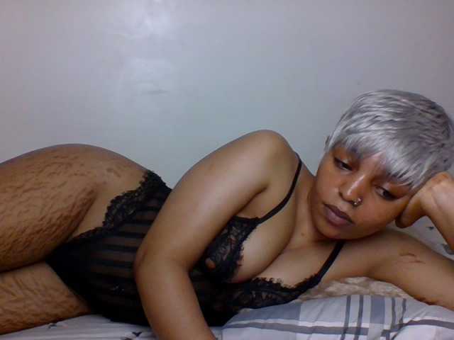 Ice-spice1 live cam on BongaCams