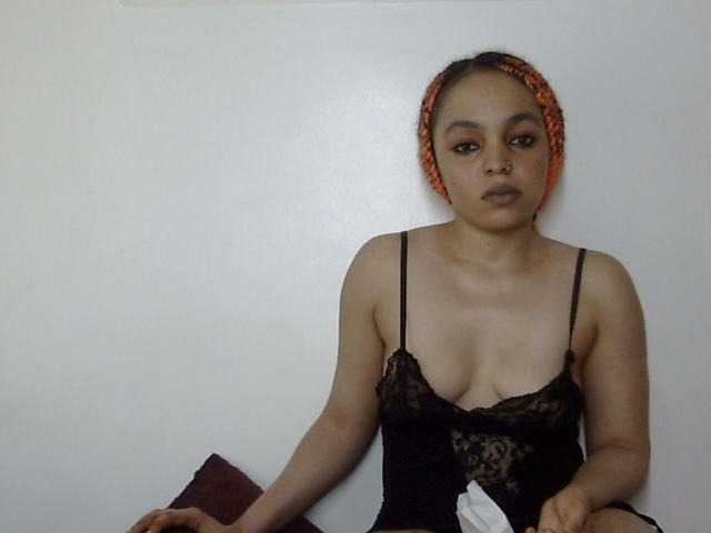 Ice-spice1 live cam on BongaCams