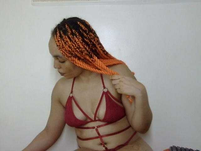 Ice-spice1 live cam on BongaCams