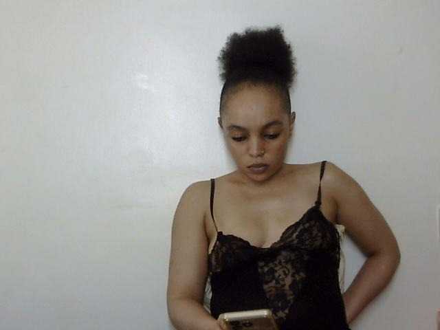 Ice-spice1 live cam on BongaCams
