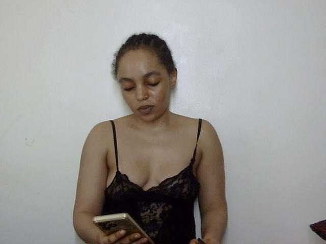 Ice-spice1 live cam on BongaCams