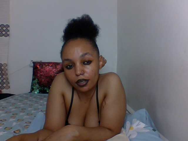 Ice-spice1 live cam on BongaCams