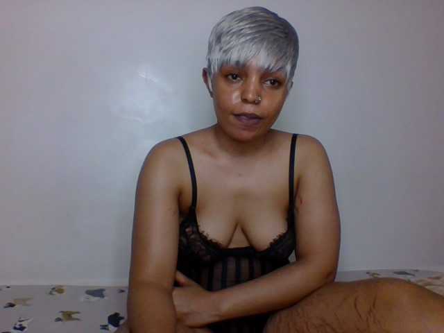 Ice-spice1 live cam on BongaCams