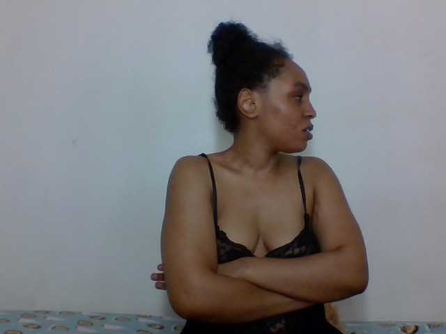 Ice-spice1 live cam on BongaCams
