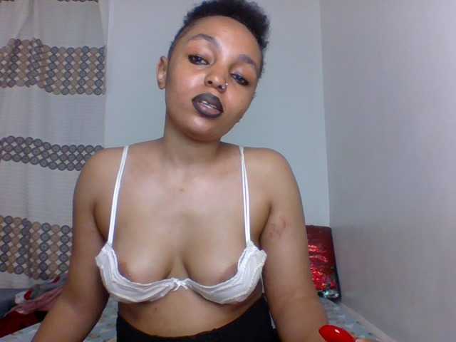 Ice-spice1 live cam on BongaCams