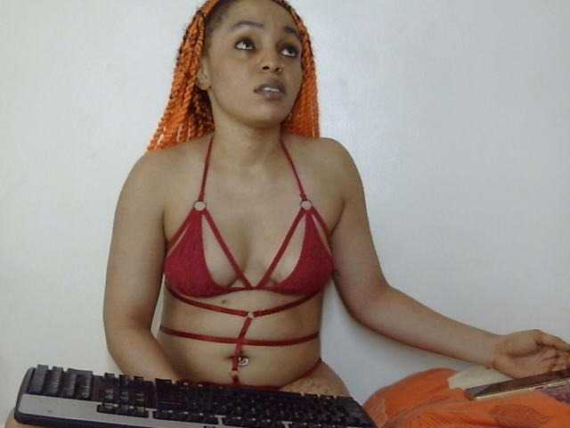 Ice-spice1 live cam on BongaCams