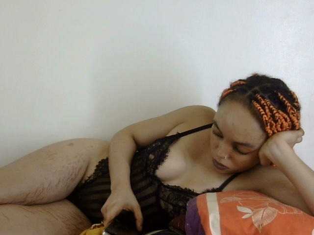 Ice-spice1 live cam on BongaCams