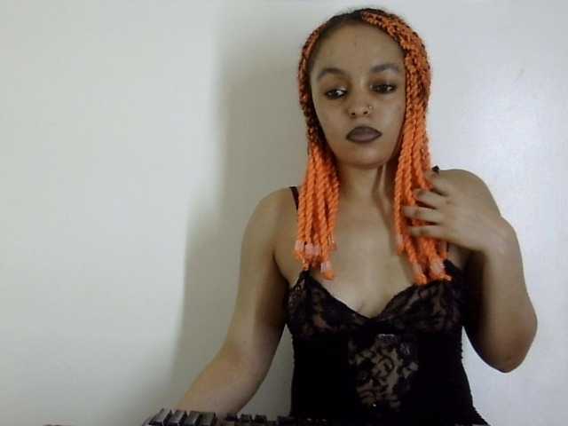 Ice-spice1 live cam on BongaCams