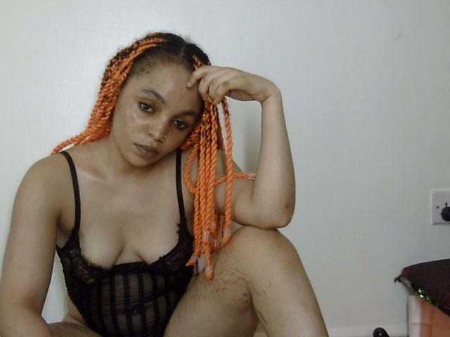Ice-spice1 live cam on BongaCams
