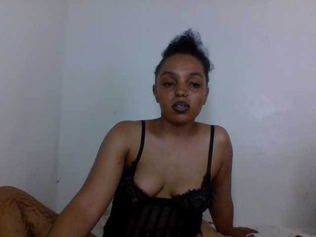 Ice-spice1 live cam on BongaCams