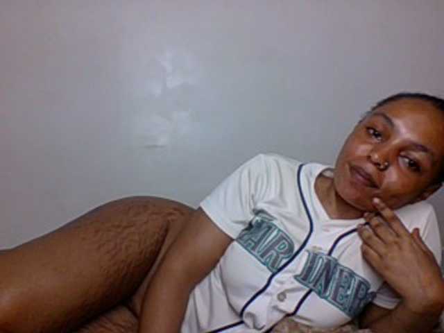 Ice-spice1 live cam on BongaCams