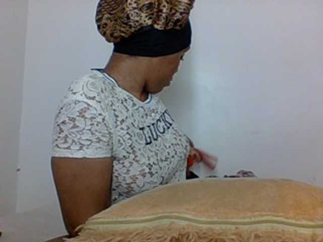 Ice-spice1 live cam on BongaCams